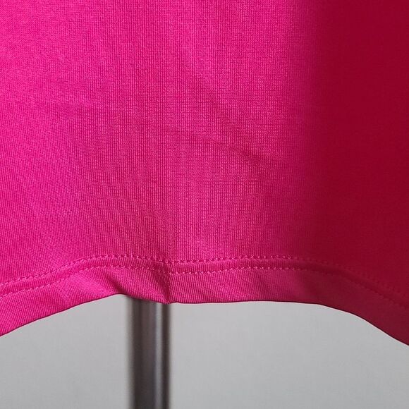 NIKE Workout top. - Picture 8 of 12